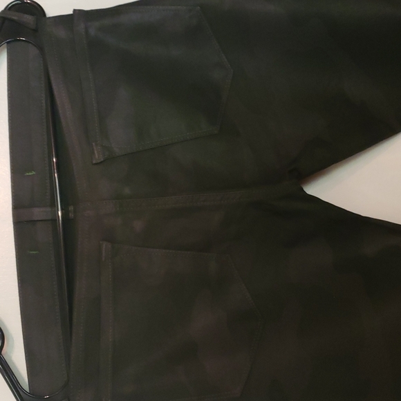 J Brand "brigade" dark camo waxed skinny jeans womens 27 - Picture 9 of 9